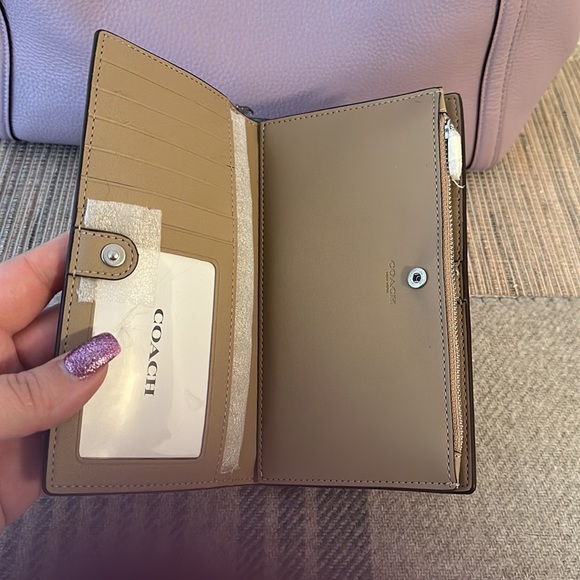 Coach Kristy Soft Lilac Purple Shoulder Bag and Slim Wallet Set - Picture 4 of 15